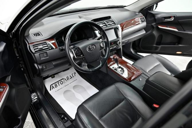 Toyota Camry VII (XV50) с пробегом 2014 года, цена 979 000 рублей, 122474 км, седан, Автокод Объявления
