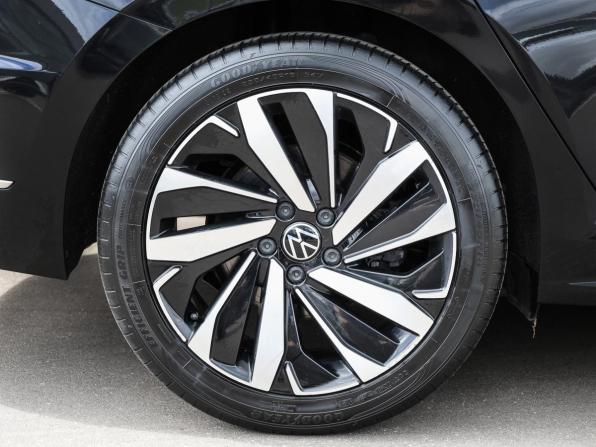 Volkswagen Passat B8 Рестайлинг с пробегом 2021 года, цена 3 850 000 рублей, 55213 км, седан, Автокод Объявления