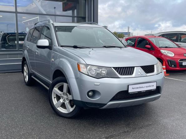 Mitsubishi Outlander II с пробегом 2008 года, цена 890 000 рублей, 230000 км, внедорожник, Автокод Объявления