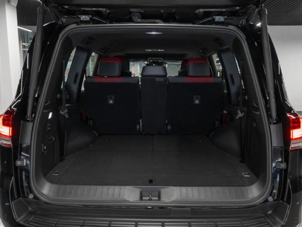 Toyota Land Cruiser 300 Series с пробегом 2025 года, цена 14 400 000 рублей, 90 км, внедорожник, Автокод Объявления