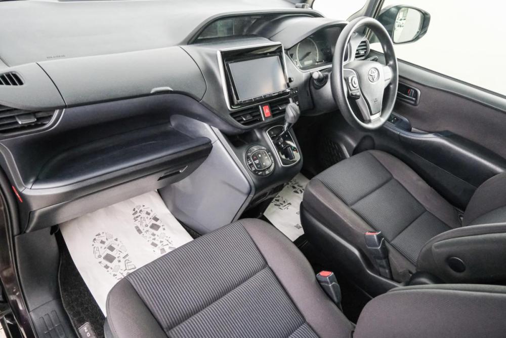 Toyota Noah III (R80) Красноярск  - изображение 13