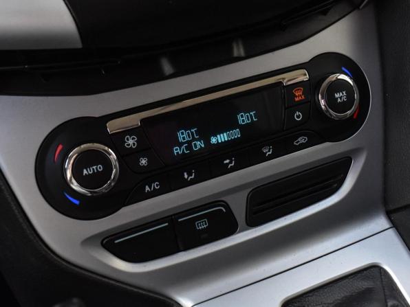 Ford Focus III с пробегом 2011 года, цена 898 000 рублей, 170873 км, седан, Автокод Объявления