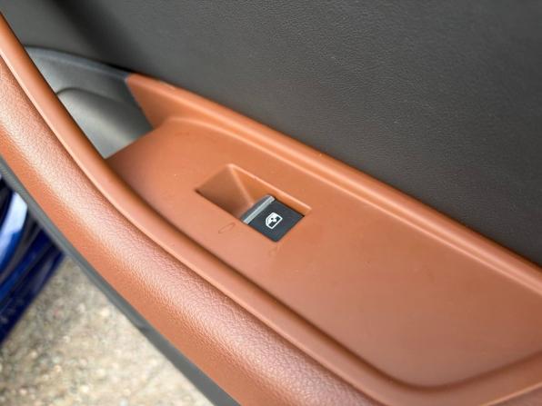 Audi A4 V (B9) Рестайлинг с пробегом 2021 года, цена 3 200 000 рублей, 48826 км, седан, Автокод Объявления