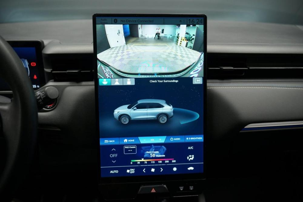 Honda e:NS1 Крым  - изображение 20