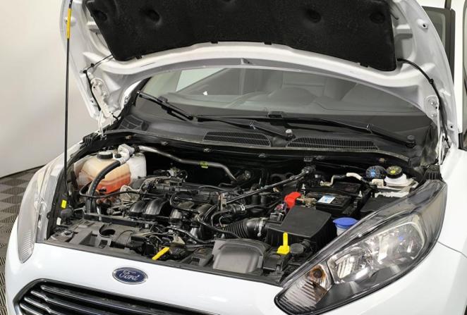 Ford Fiesta Mk6 Рестайлинг с пробегом 2018 года, цена 995 000 рублей, 118960 км, седан, Автокод Объявления