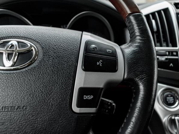 Toyota Land Cruiser 200 Series Рестайлинг 1 с пробегом 2015 года, цена 4 160 000 рублей, 254066 км, внедорожник, Автокод Объявления