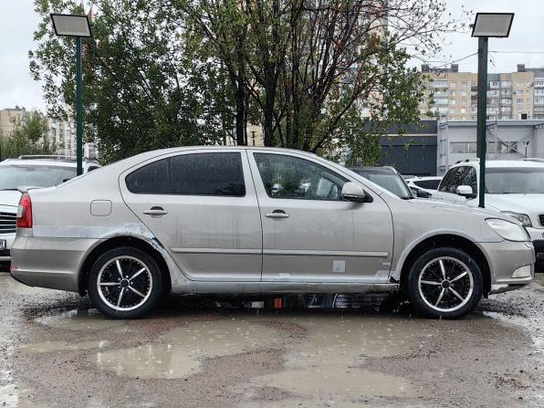 Skoda Octavia II (A5) Рестайлинг с пробегом 2012 года, цена 549 000 рублей, 307000 км, лифтбек, Автокод Объявления
