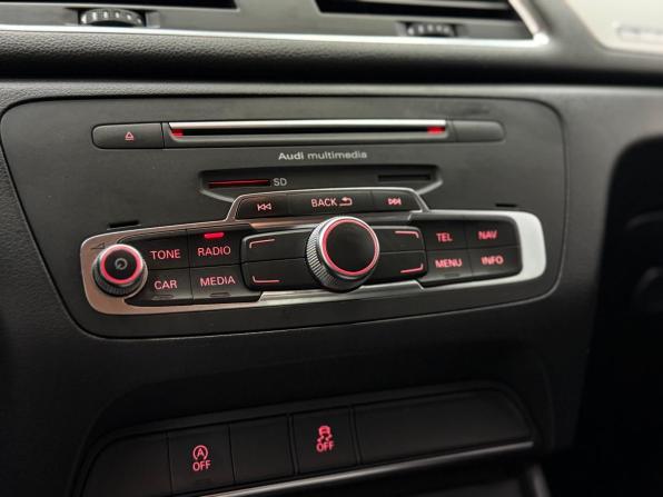 Audi Q3 I (8U) Рестайлинг с пробегом 2017 года, цена 2 325 000 рублей, 113855 км, внедорожник, Автокод Объявления