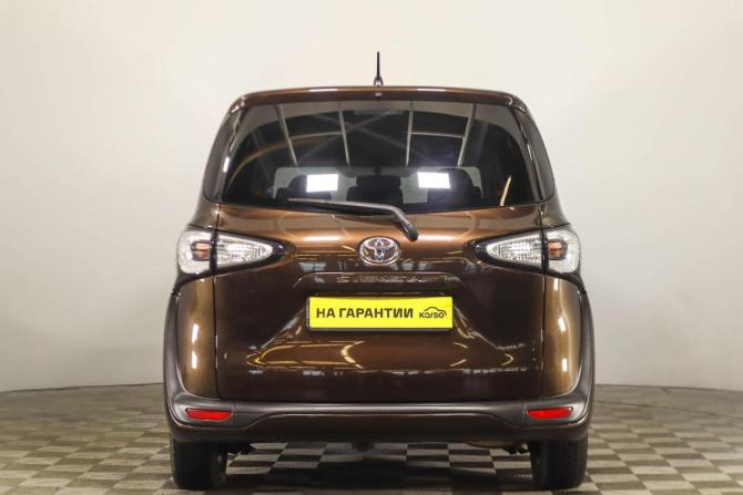 Toyota Sienta II с пробегом 2016 года, цена 1 529 000 рублей, 126202 км, компактвэн, Автокод Объявления
