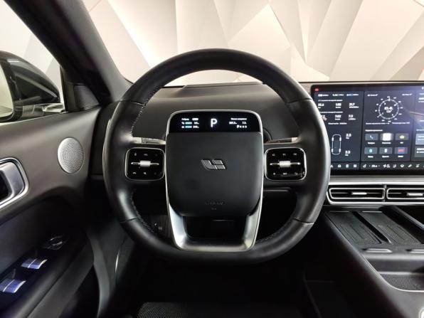 Li Auto (Lixiang) L9 I Рестайлинг с пробегом 2025 года, цена 8 211 000 рублей, 24555 км, внедорожник, Автокод Объявления