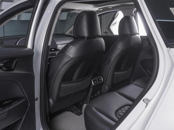 Kia Sportage V с пробегом 2025 года, цена 4 950 000 рублей, 6945 км, внедорожник, Автокод Объявления