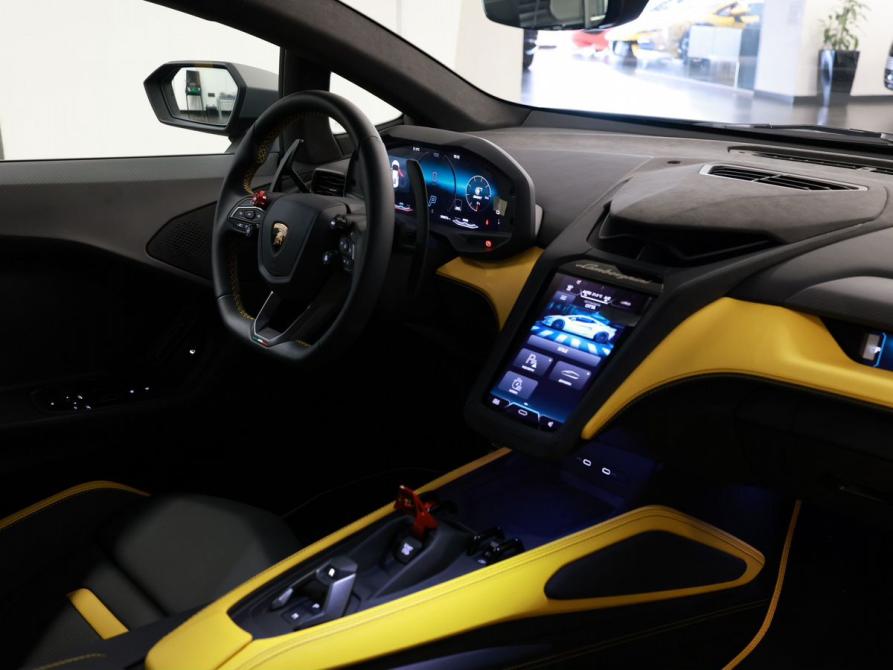 Lamborghini Temerario Москва  - изображение 28