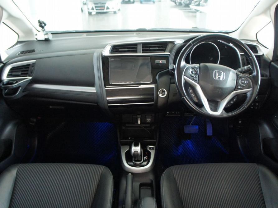 Honda Fit III Рестайлинг Березовский  - изображение 8