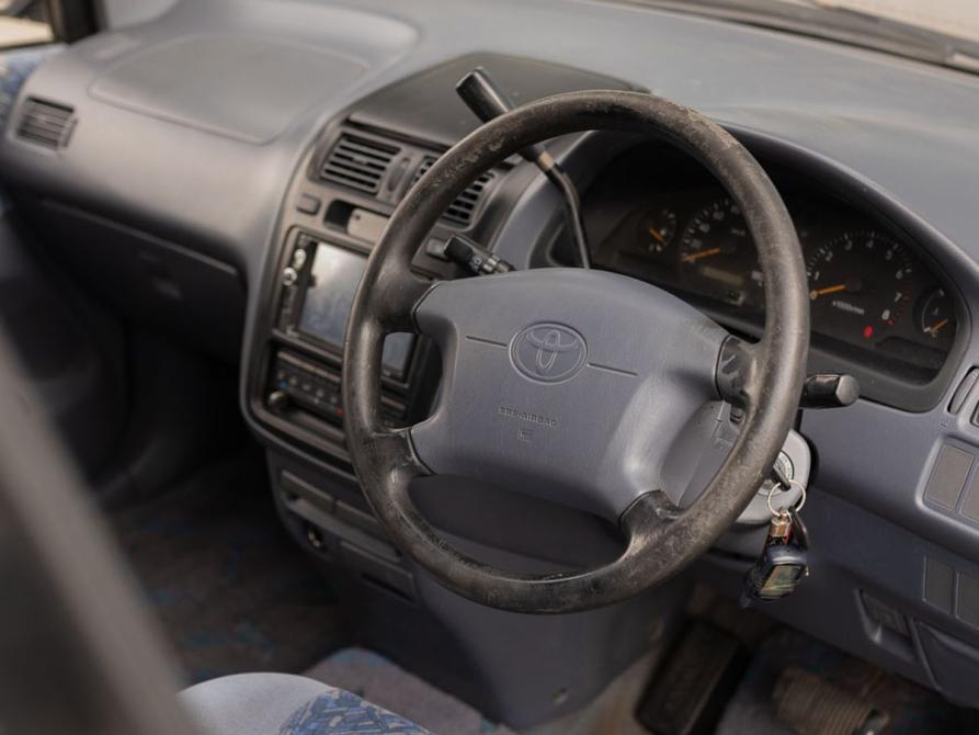 Toyota Ipsum I (M10) Новосибирск  - изображение 11