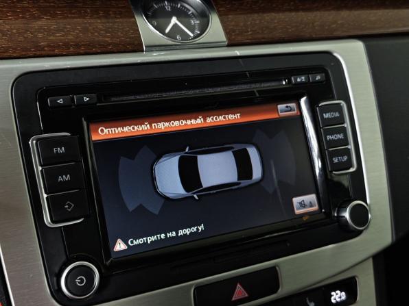 Volkswagen Passat B7 с пробегом 2013 года, цена 955 000 рублей, 235832 км, седан, Автокод Объявления