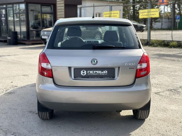 Skoda Fabia II Рестайлинг с пробегом 2011 года, цена 455 000 рублей, 183410 км, хэтчбек, Автокод Объявления