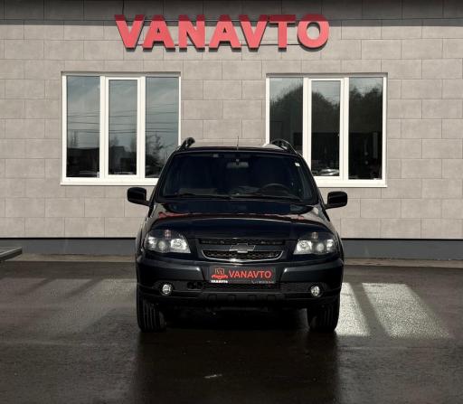Chevrolet Niva I Рестайлинг с пробегом 2017 года, цена 640 000 рублей, 174340 км, внедорожник, Автокод Объявления