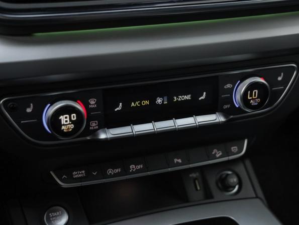 Audi Q5 II (FY) Рестайлинг с пробегом 2021 года, цена 4 790 000 рублей, 12122 км, внедорожник, Автокод Объявления
