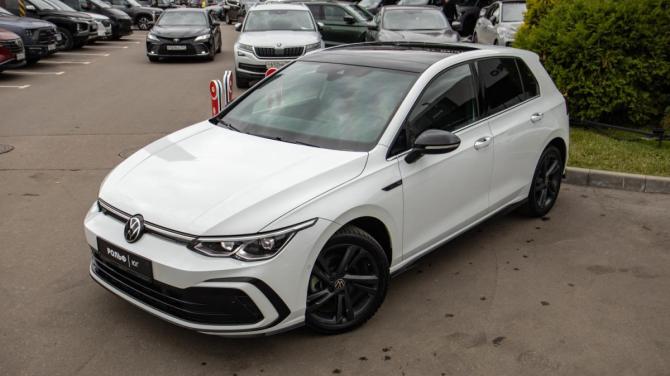 Volkswagen Golf VIII с пробегом 2021 года, цена 2 528 000 рублей, 26641 км, хэтчбек, Автокод Объявления