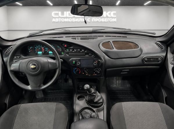 Chevrolet Niva I Рестайлинг с пробегом 2017 года, цена 689 500 рублей, 177500 км, внедорожник, Автокод Объявления