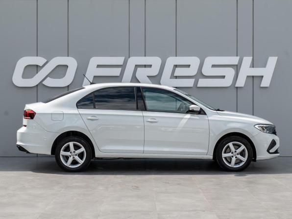 Volkswagen Polo VI с пробегом 2022 года, цена 1 490 000 рублей, 134349 км, лифтбек, Автокод Объявления