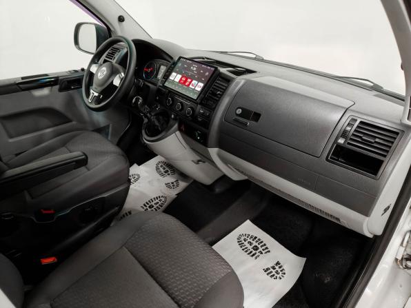 Volkswagen Caravelle T5 Рестайлинг с пробегом 2012 года, цена 1 369 000 рублей, 382396 км, минивэн, Автокод Объявления