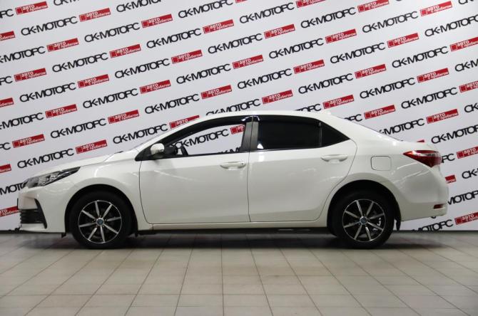Toyota Corolla XI (E160 E170 E180) Рестайлинг 1 с пробегом 2017 года, цена 1 665 650 рублей, 114700 км, седан, Автокод Объявления