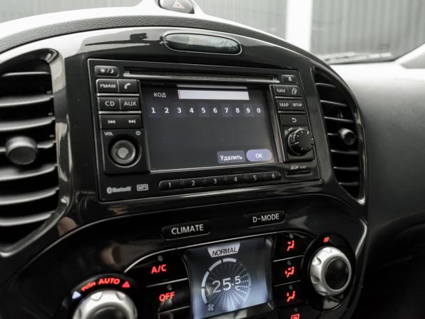 Nissan Juke I с пробегом 2012 года, цена 1 015 000 рублей, 119445 км, внедорожник, Автокод Объявления
