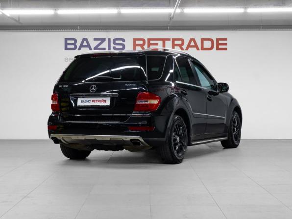 Mercedes-Benz M-Класс II (W164) Рестайлинг с пробегом 2010 года, цена 1 369 000 рублей, 240842 км, внедорожник, Автокод Объявления