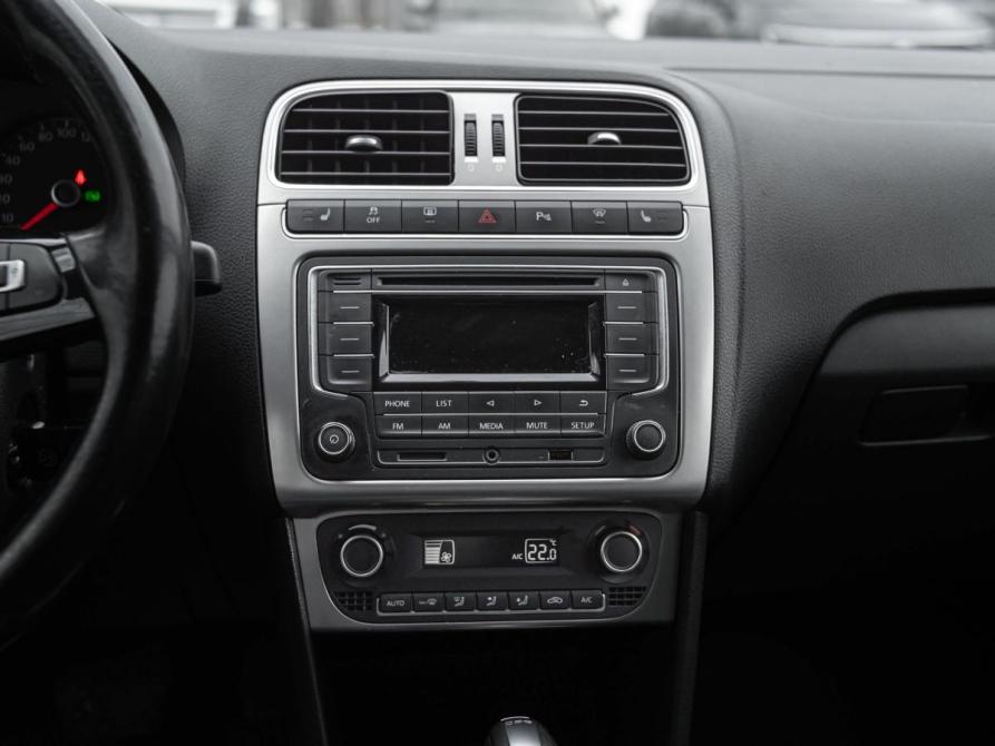 Volkswagen Polo V Рестайлинг Санкт-Петербург  - изображение 8