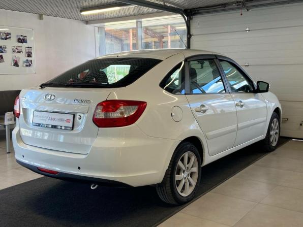 Lada (ВАЗ) Granta I с пробегом 2017 года, цена 469 136 рублей, 207841 км, лифтбек, Автокод Объявления