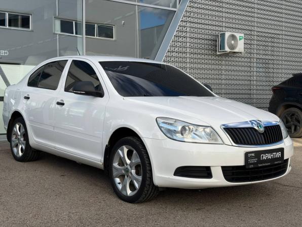 Skoda Octavia II (A5) Рестайлинг с пробегом 2012 года, цена 720 000 рублей, 163738 км, лифтбек, Автокод Объявления