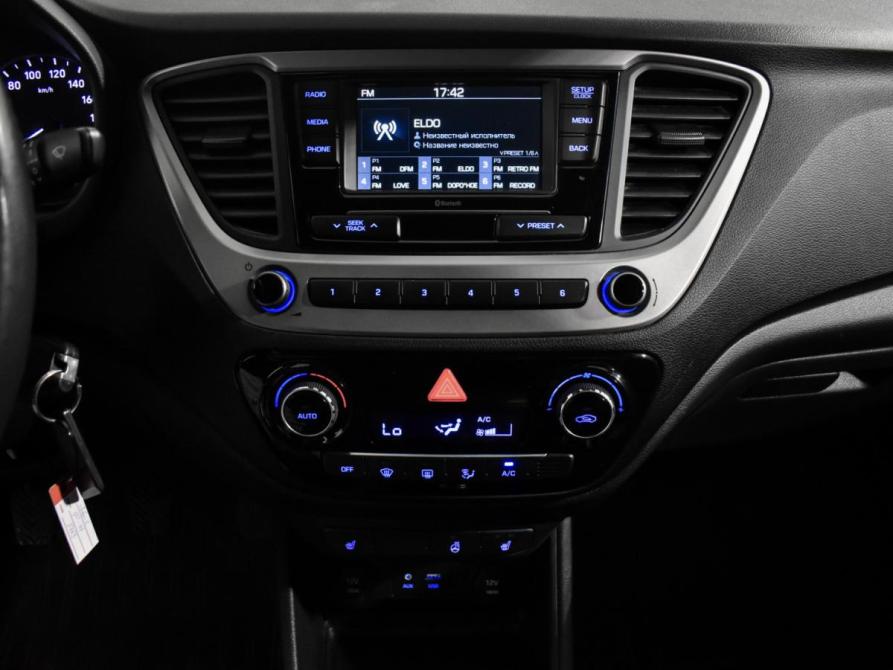 Hyundai Solaris II Санкт-Петербург  - изображение 17