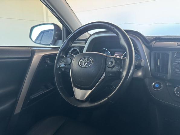 Toyota RAV4 IV (XA40) Рестайлинг с пробегом 2017 года, цена 2 299 000 рублей, 253264 км, внедорожник, Автокод Объявления