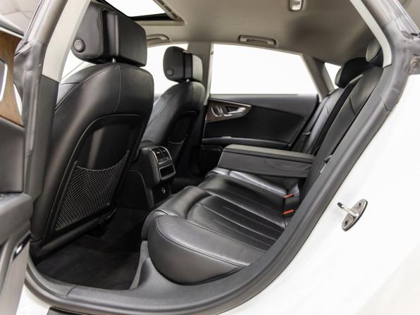 Audi A7 I (4G) Рестайлинг с пробегом 2015 года, цена 3 698 000 рублей, 83382 км, лифтбек, Автокод Объявления