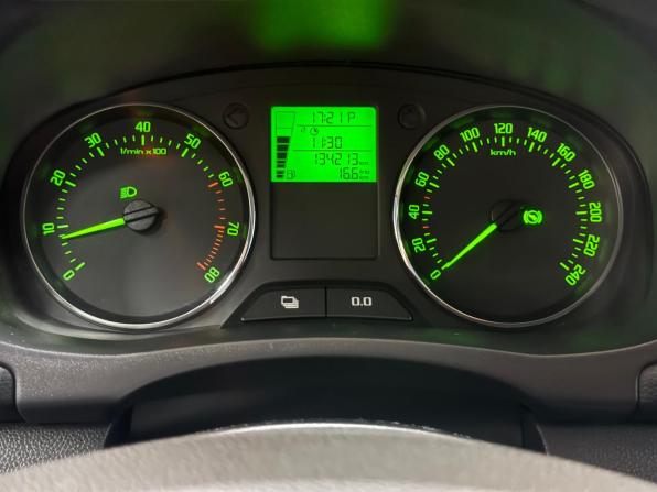 Skoda Fabia II Рестайлинг с пробегом 2012 года, цена 720 000 рублей, 134125 км, хэтчбек, Автокод Объявления
