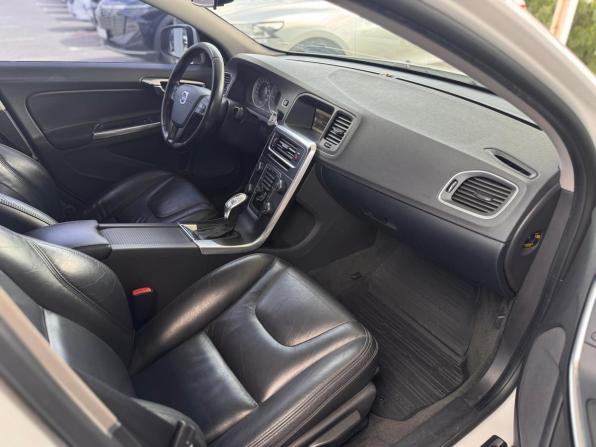 Volvo S60 II с пробегом 2012 года, цена 1 075 000 рублей, 185420 км, седан, Автокод Объявления