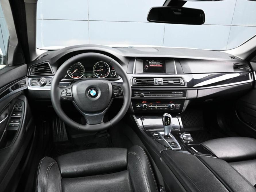 BMW 5 серии VI (F10/F11/F07) Рестайлинг Новороссийск  - изображение 6