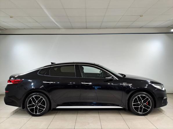 Kia Optima IV Рестайлинг с пробегом 2018 года, цена 2 490 000 рублей, 59144 км, седан, Автокод Объявления