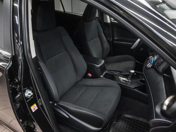 Toyota RAV4 IV (XA40) с пробегом 2013 года, цена 2 769 000 рублей, 196223 км, внедорожник, Автокод Объявления