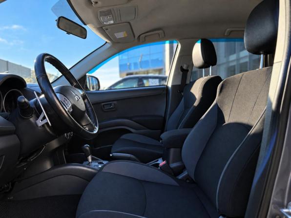 Mitsubishi Outlander II Рестайлинг с пробегом 2011 года, цена 1 033 000 рублей, 257640 км, внедорожник, Автокод Объявления