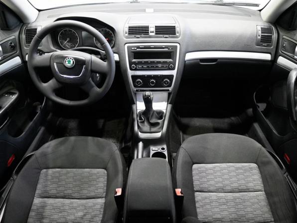 Skoda Octavia II (A5) Рестайлинг с пробегом 2008 года, цена 879 900 рублей, 162754 км, лифтбек, Автокод Объявления
