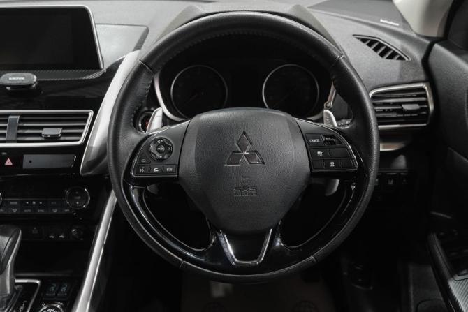 Mitsubishi Eclipse Cross I с пробегом 2019 года, цена 2 399 000 рублей, 57000 км, внедорожник, Автокод Объявления