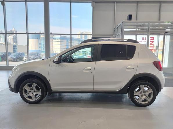 Renault Sandero II Рестайлинг с пробегом 2019 года, цена 1 158 000 рублей, 111684 км, хэтчбек, Автокод Объявления