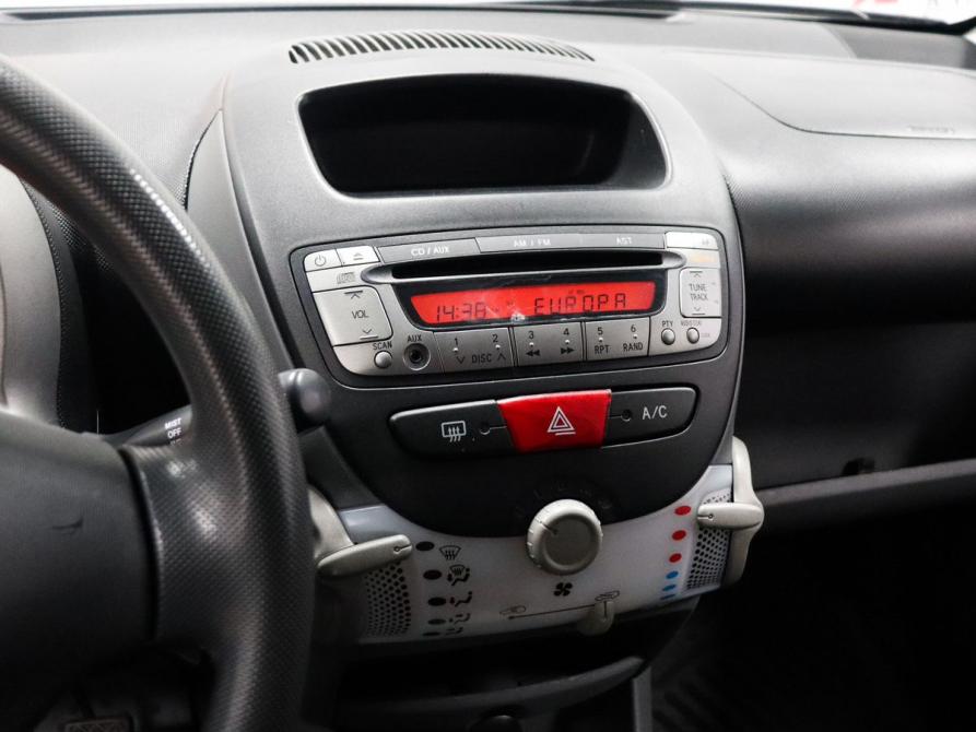 Peugeot 107 I Рестайлинг Минеральные Воды  - изображение 10