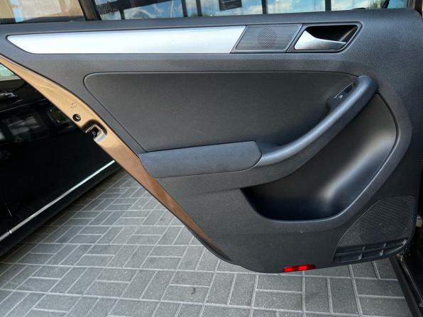 Volkswagen Jetta VI с пробегом 2011 года, цена 855 000 рублей, 197413 км, седан, Автокод Объявления