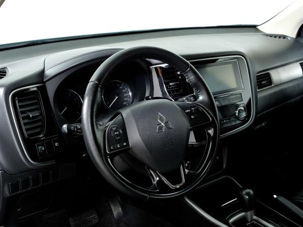 Mitsubishi Outlander III Рестайлинг 2 с пробегом 2018 года, цена 1 749 000 рублей, 84447 км, внедорожник, Автокод Объявления