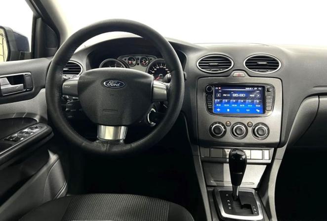 Ford Focus II Рестайлинг с пробегом 2010 года, цена 750 000 рублей, 174471 км, седан, Автокод Объявления