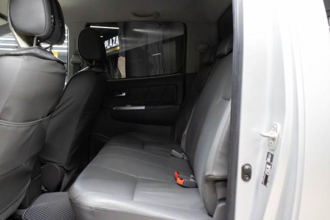 Toyota Hilux VII Рестайлинг с пробегом 2012 года, цена 1 699 000 рублей, 194122 км, пикап, Автокод Объявления