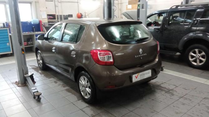 Renault Sandero II Рестайлинг с пробегом 2018 года, цена 680 000 рублей, 135214 км, хэтчбек, Автокод Объявления